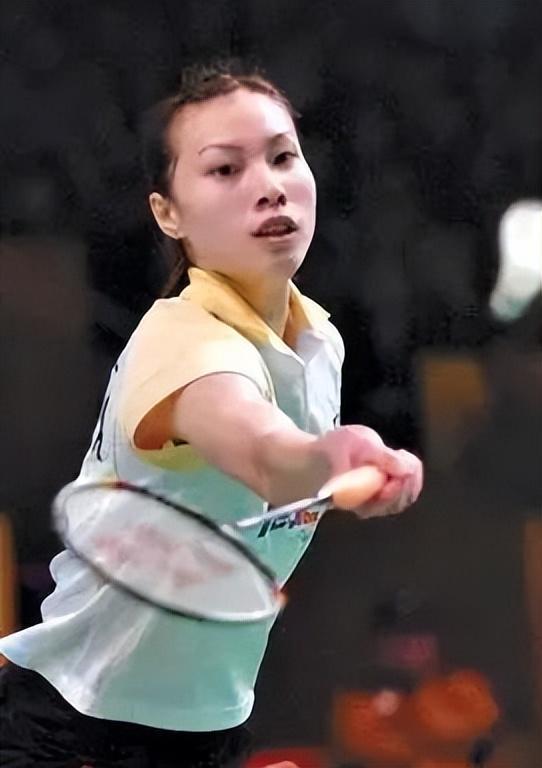 回季后赛行 回季后赛行