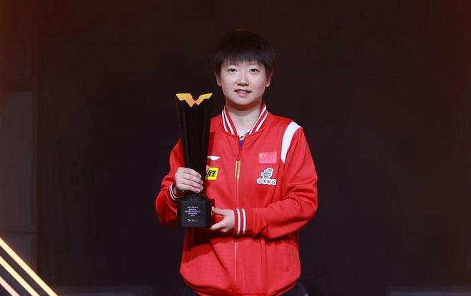 轻松展开他 轻松展开他