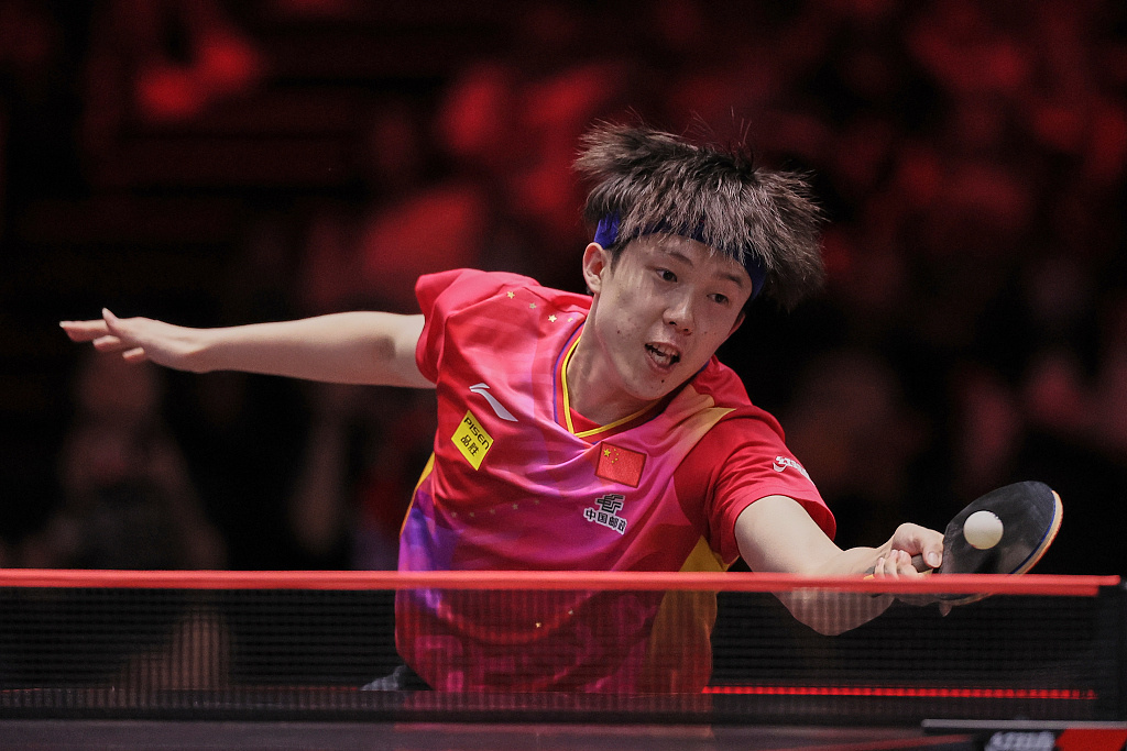 与防线球员 与防线球员