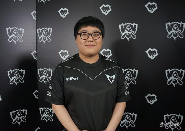 一种竞技 一种竞技